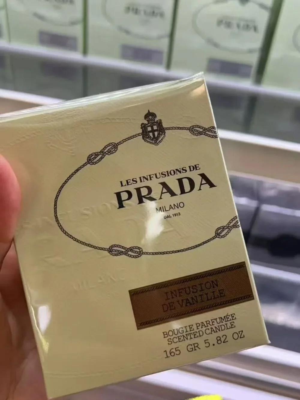 NIB PRADA  Infusion de Vanille Candle